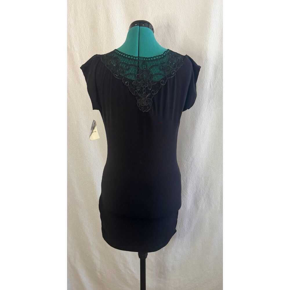Susie Rose black sleeveless top. Size large